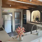 Maison Avec Grande Terrasse Pouzolles