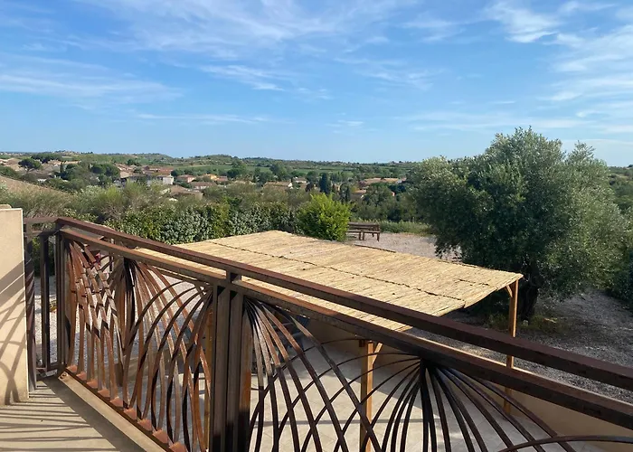 Maison Avec Grande Terrasse Pouzolles